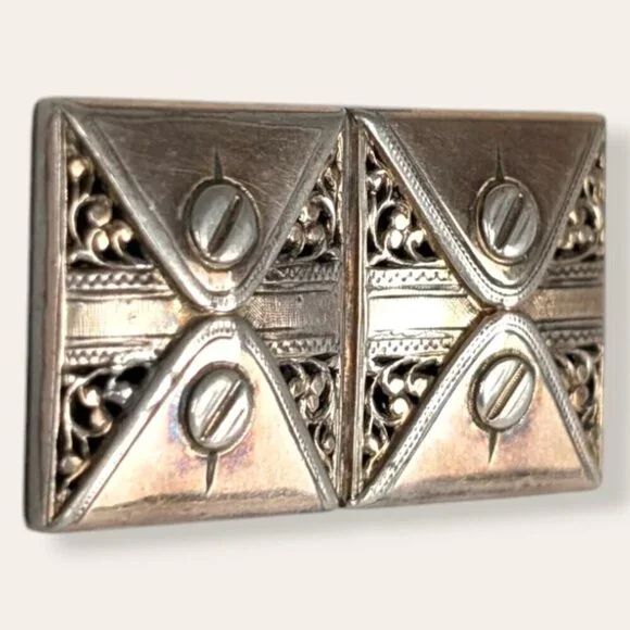 Vintage Rectangular Perfume Brooch - Picture 3 of 6